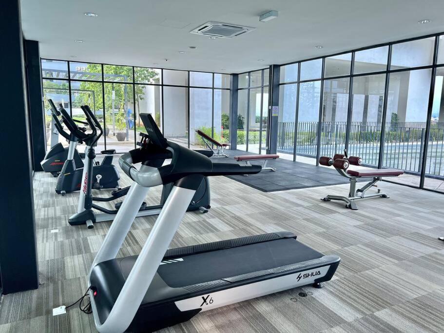 D 1-5Pax Cozy Home Trefoil Setia Alam 3Bed Wifi &Tv Shah Alam Setia City Mall Экстерьер фото
