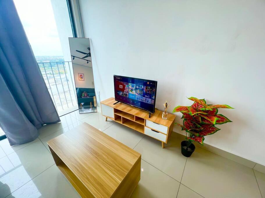 D 1-5Pax Cozy Home Trefoil Setia Alam 3Bed Wifi &Tv Shah Alam Setia City Mall Экстерьер фото